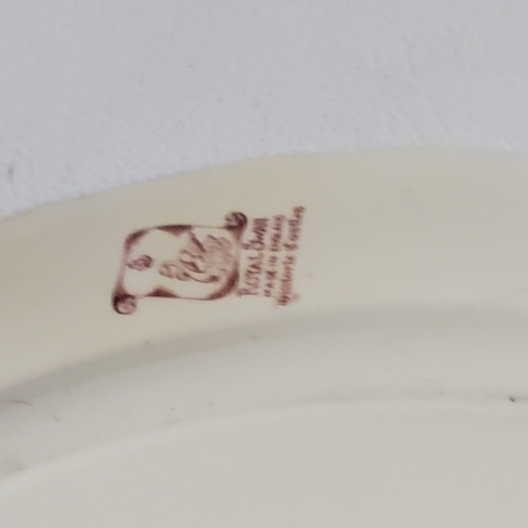 Two Royal Swan Trays - Picture 6 of 10